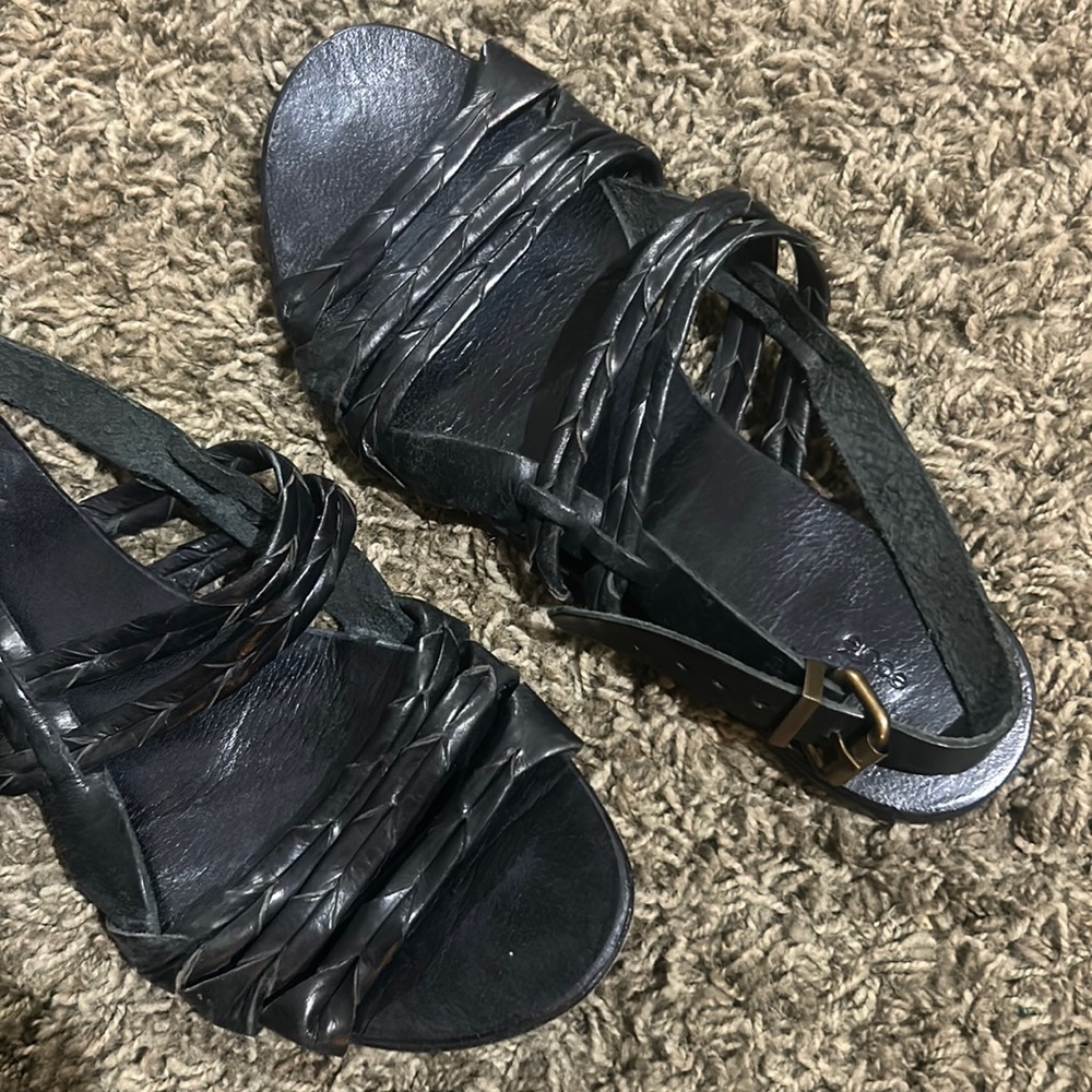 Ecote Black Leather Strappy Sandals Size 6